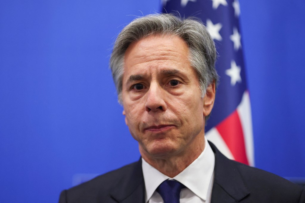 2024年4月4日：布林肯俄乌战事升级，美联储鹰派发言是掩护？股市应声大跌，英伟达跌破位；坚持操作原则，请务必减仓