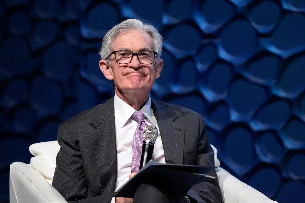 2024年11月14日：鲍威尔放鹰，SPY趁势回调；暴涨过后迎来暴跌，TSLA回踩是上车机会？试讨论特朗普交易熄火的原因